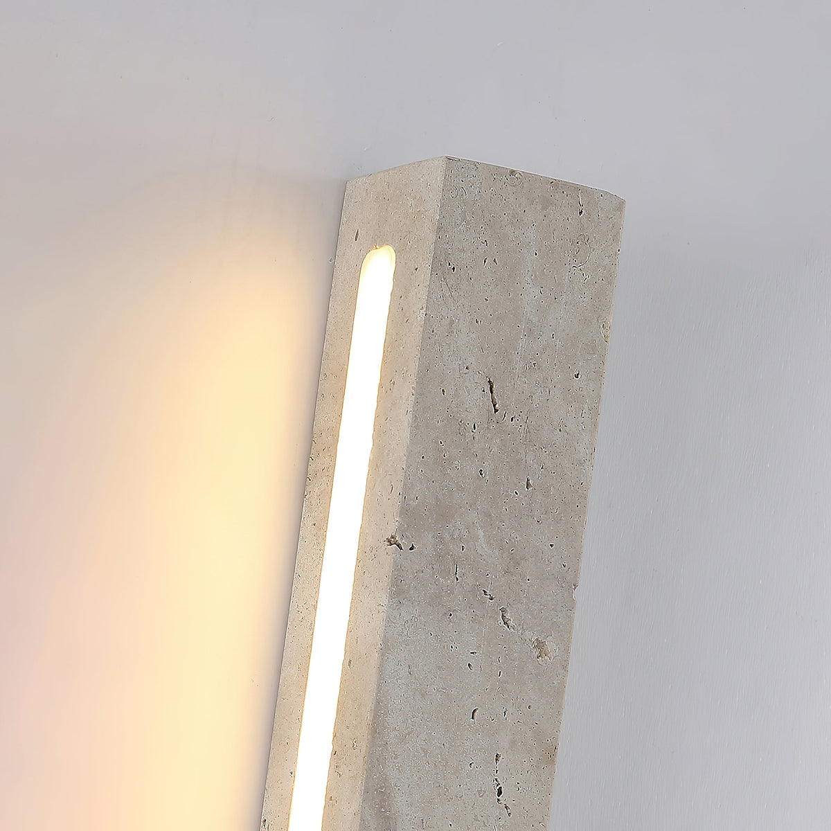 fini-wall-lamp