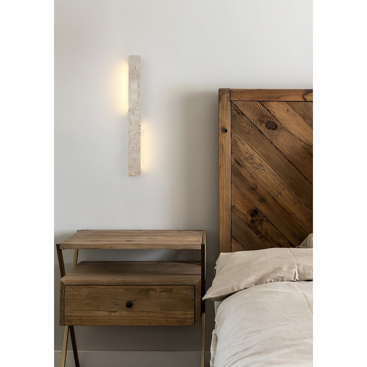 fini-wall-lamp