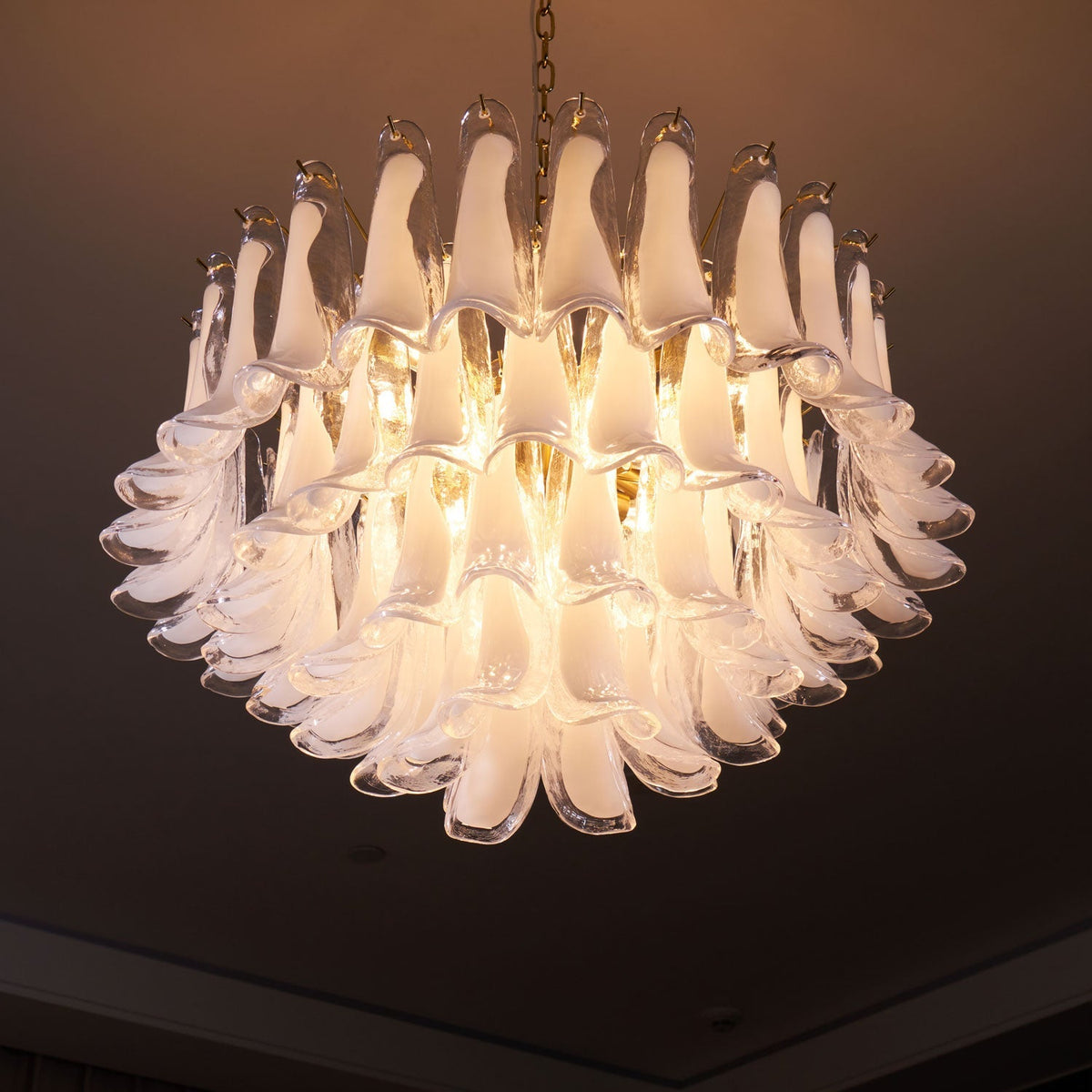 Fiora Pink Glass Chandelier – 17-Light Tiered Murano-Style Pendant for Dining Room & Living Room