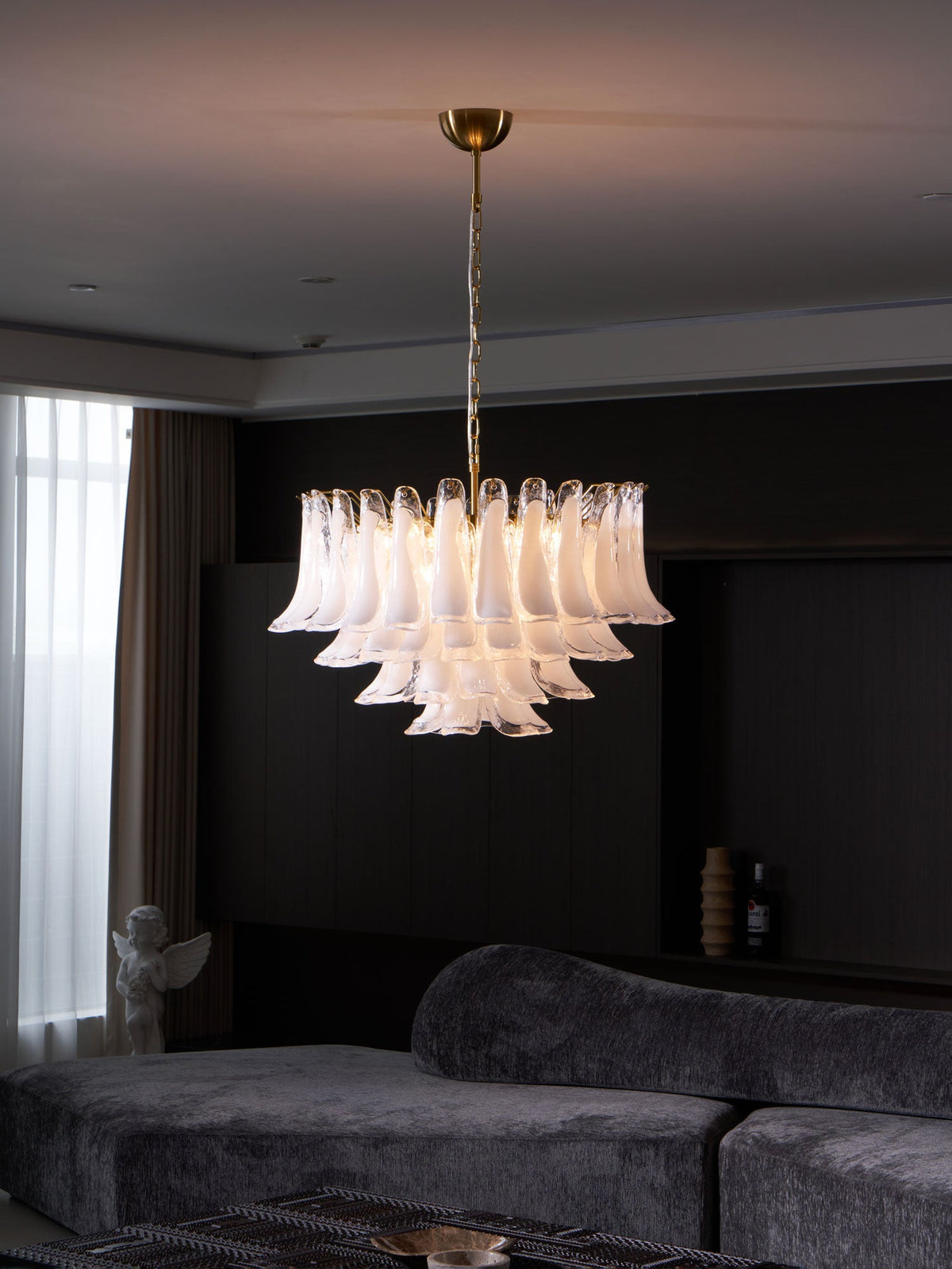 Fiora Pink Glass Chandelier – 17-Light Tiered Murano-Style Pendant for Dining Room & Living Room