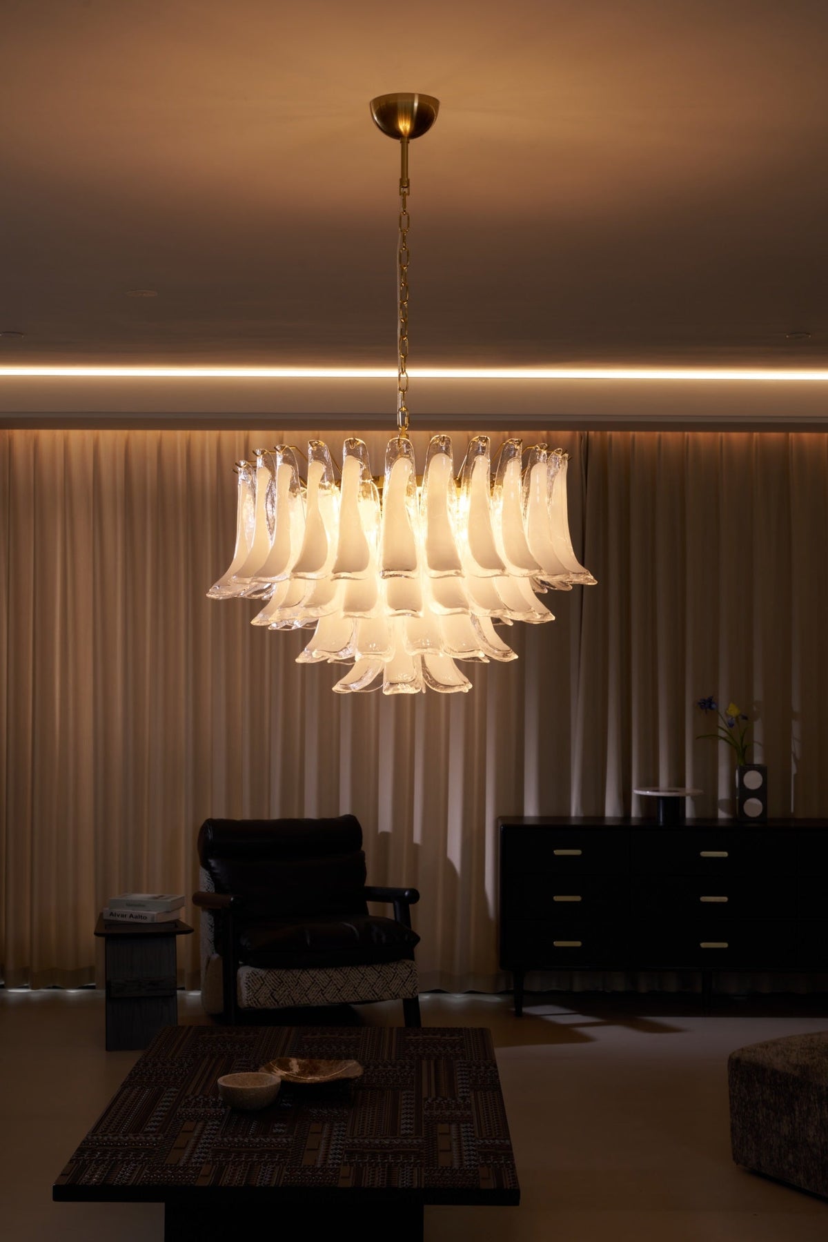 Fiora Pink Glass Chandelier – 17-Light Tiered Murano-Style Pendant for Dining Room & Living Room