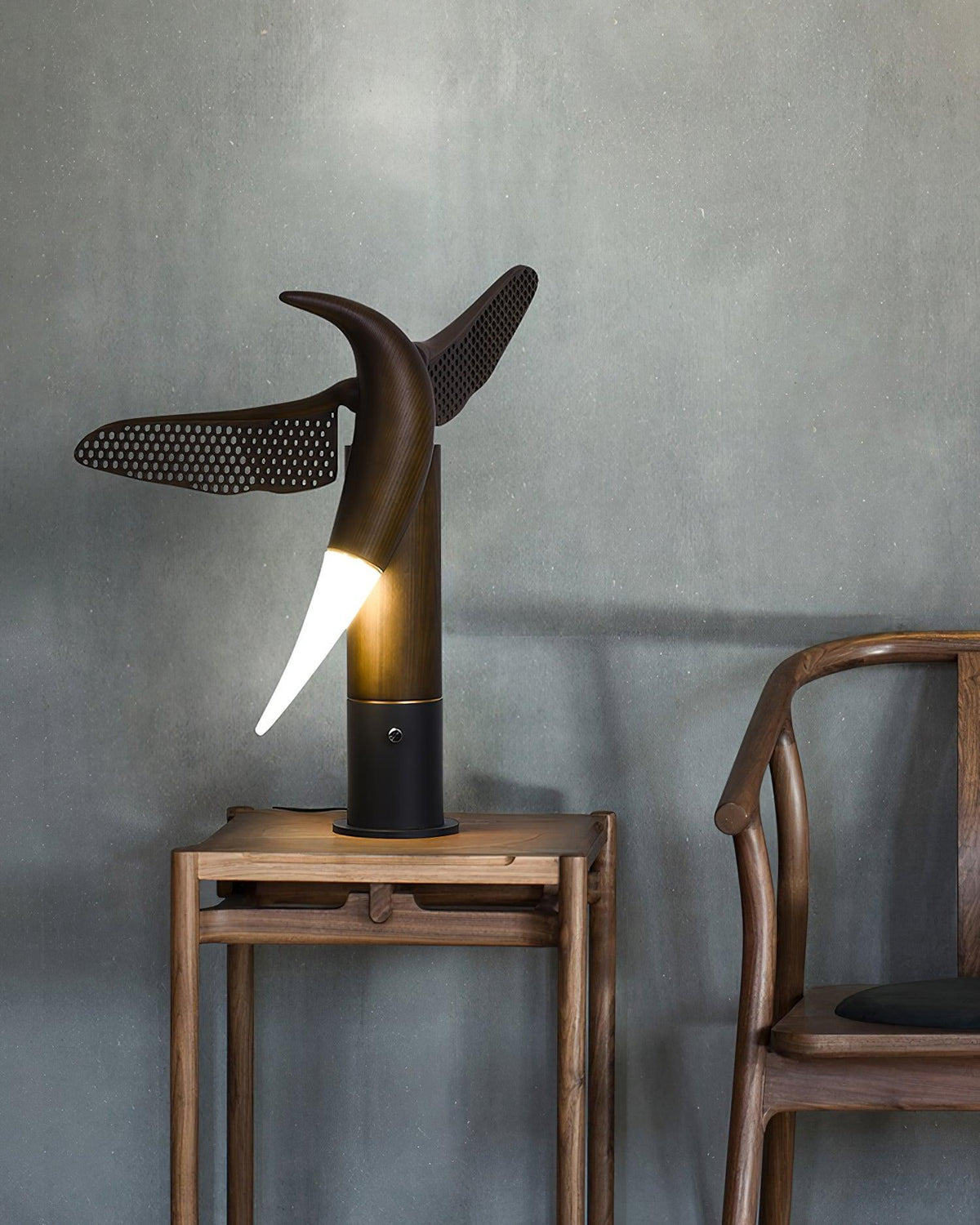 fire-dancer-table-lamp