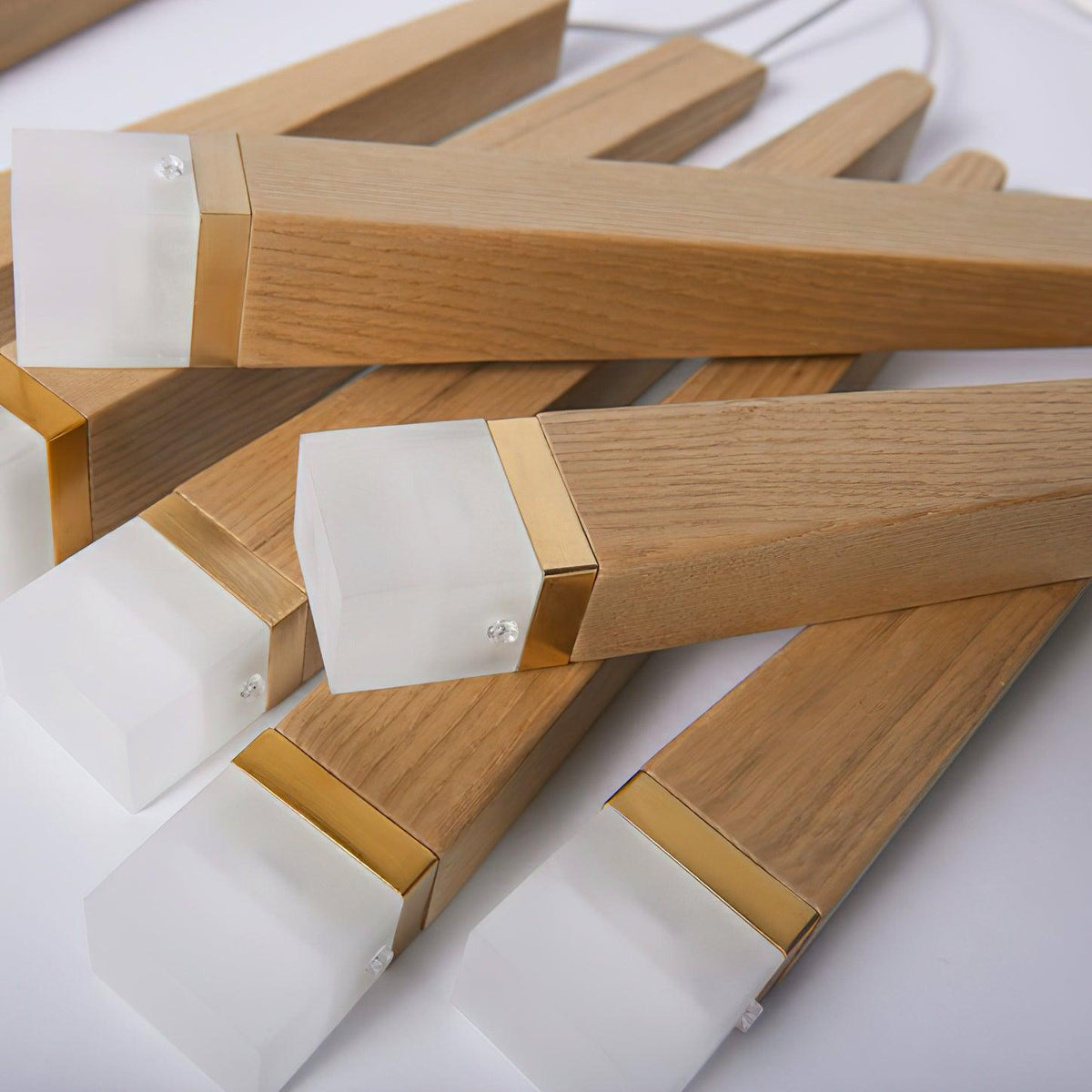 firewood-stick-chandelier