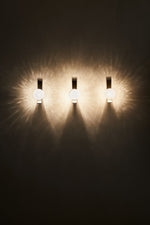 fizi-wall-lamp