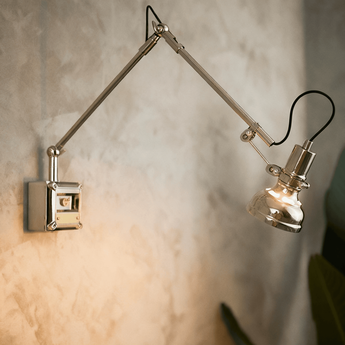 Flex Arm Wall Sconce with Adjustable Metal Shade for Modern Interiors