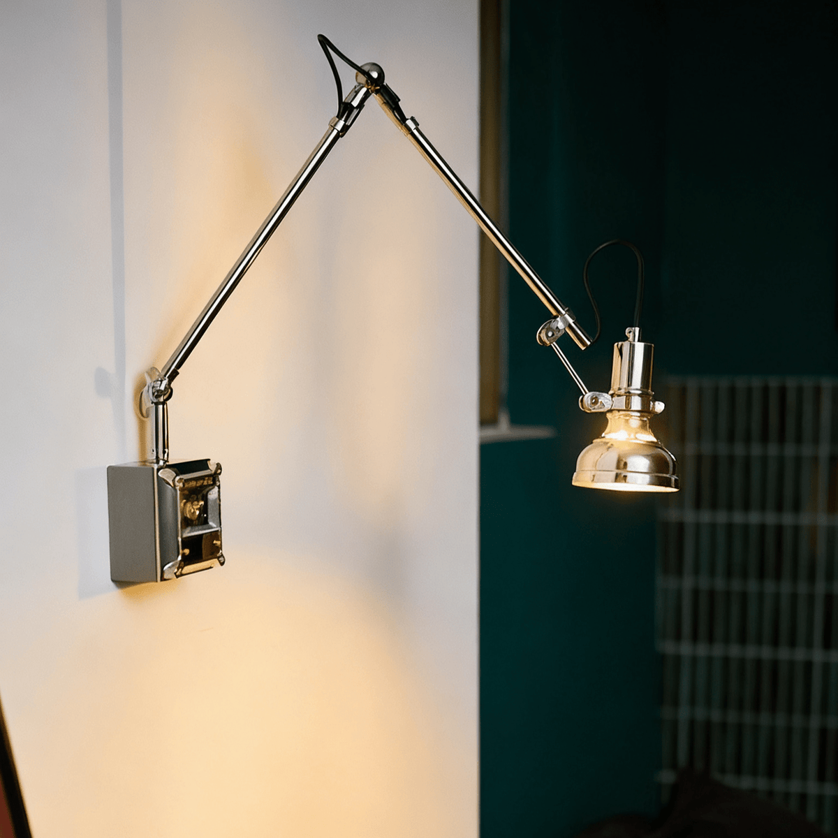 Flex Arm Wall Sconce with Adjustable Metal Shade for Modern Interiors
