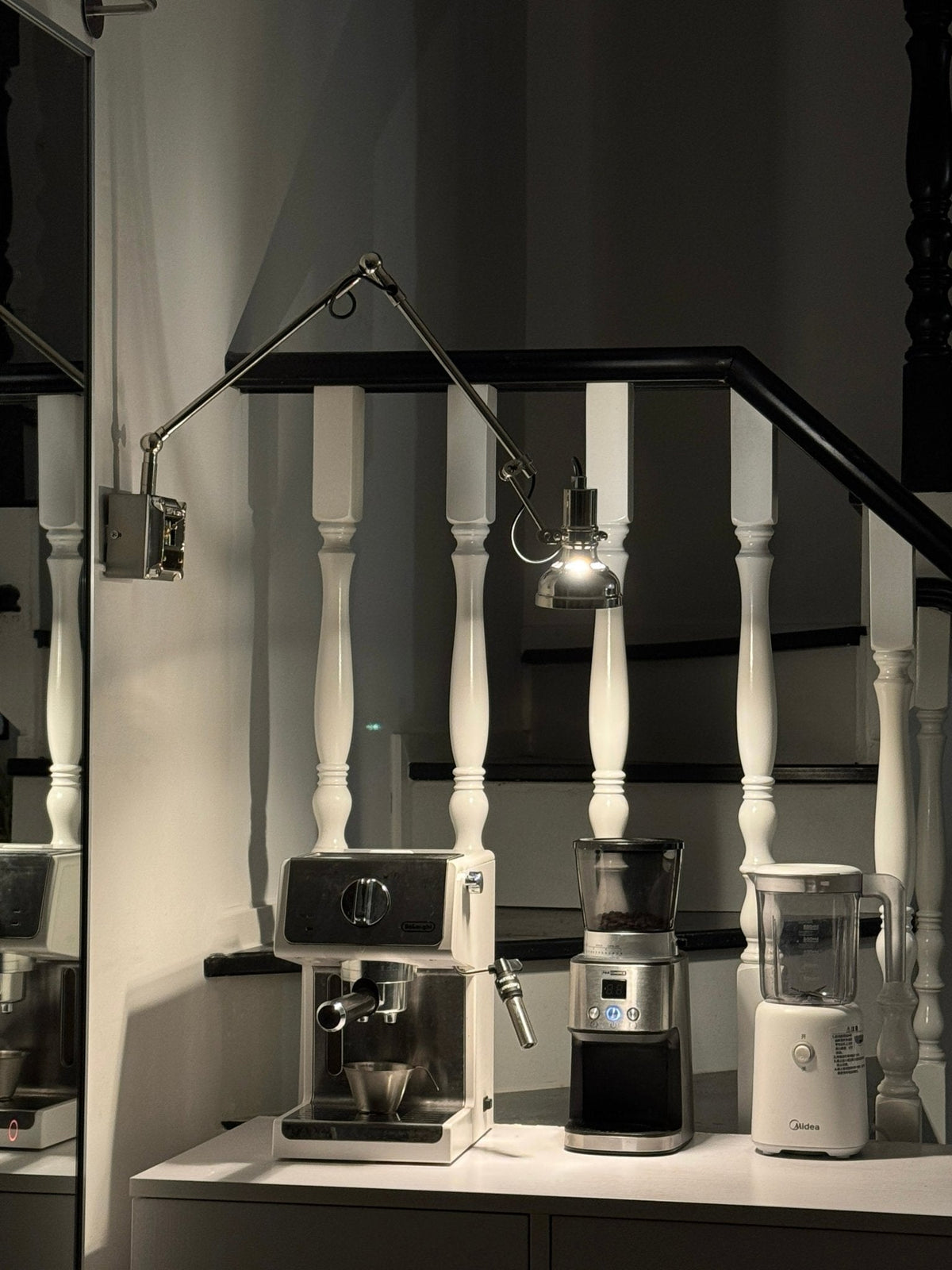 Flex Arm Wall Sconce with Adjustable Metal Shade for Modern Interiors
