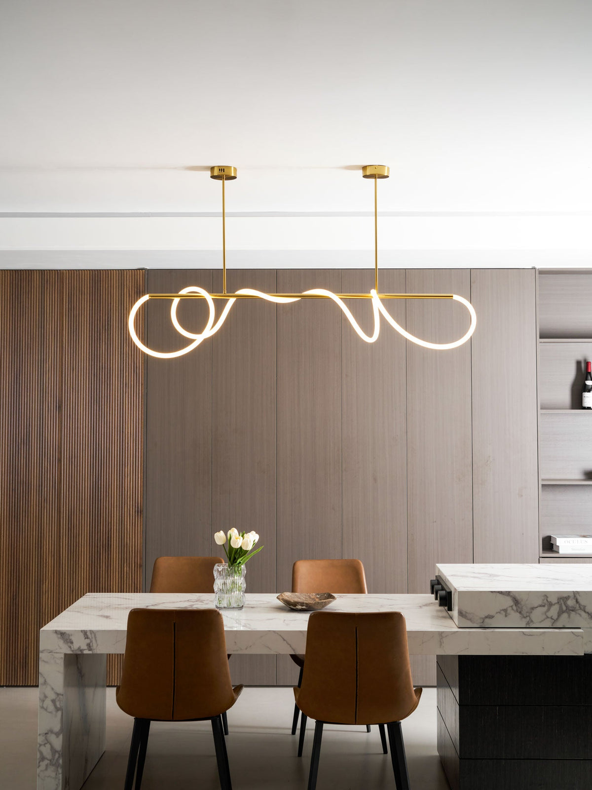 Sculptural Linear Curve LED Chandelier in Gold or Black