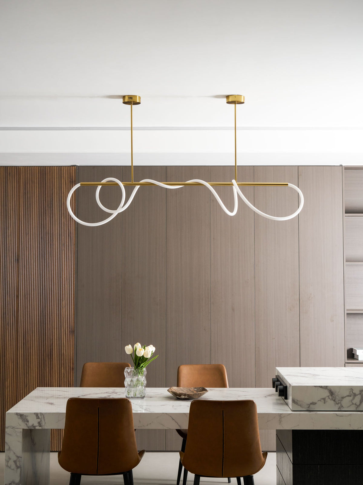 Sculptural Linear Curve LED Chandelier in Gold or Black