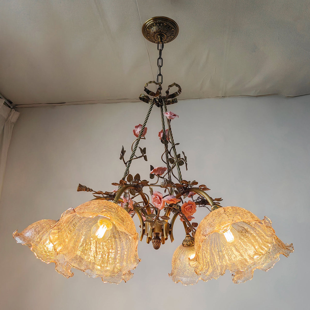 flora-blossom-chandelier