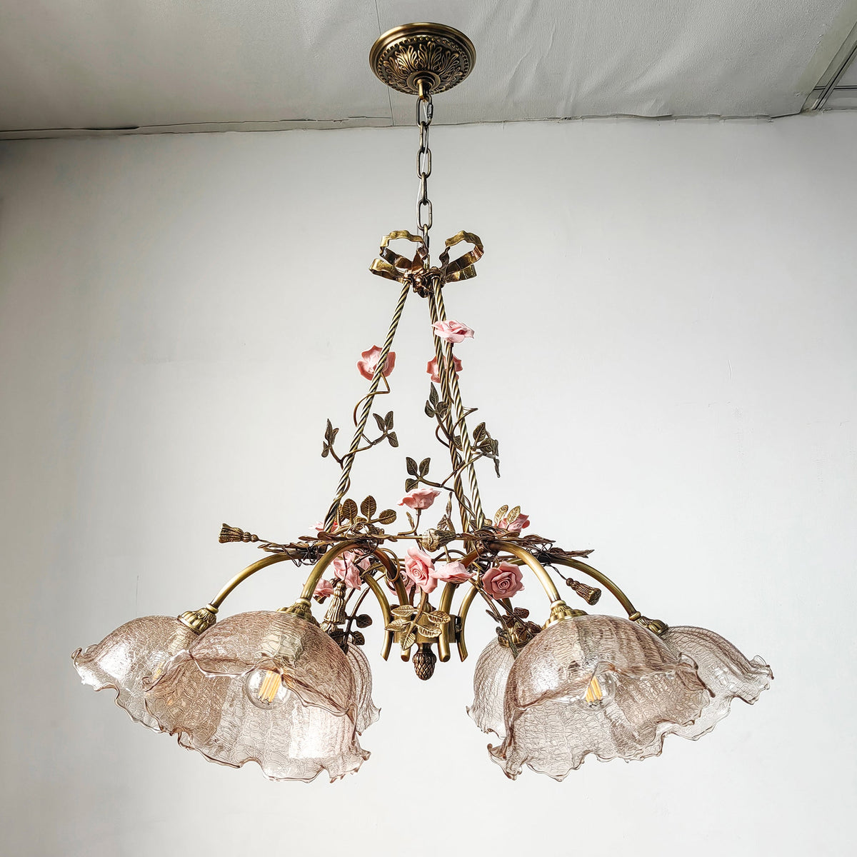 flora-blossom-chandelier