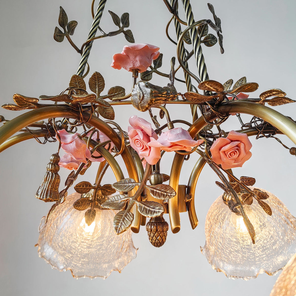 flora-blossom-chandelier