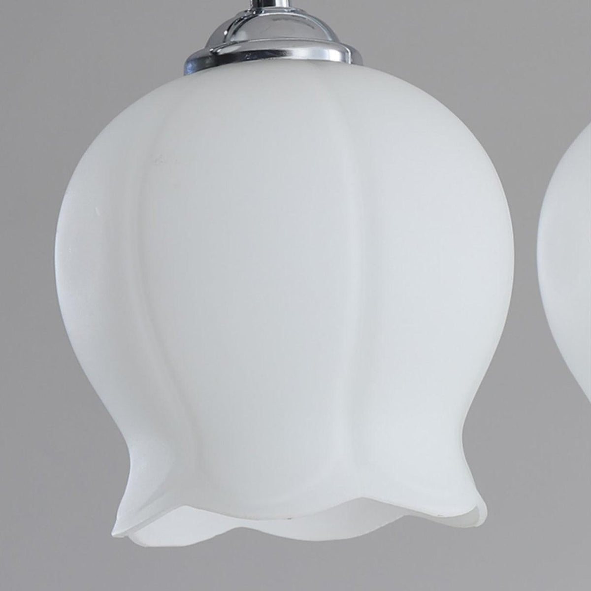 Floral Glass Pendant Light – Modern Designer Chandelier for Dining & Kitchen