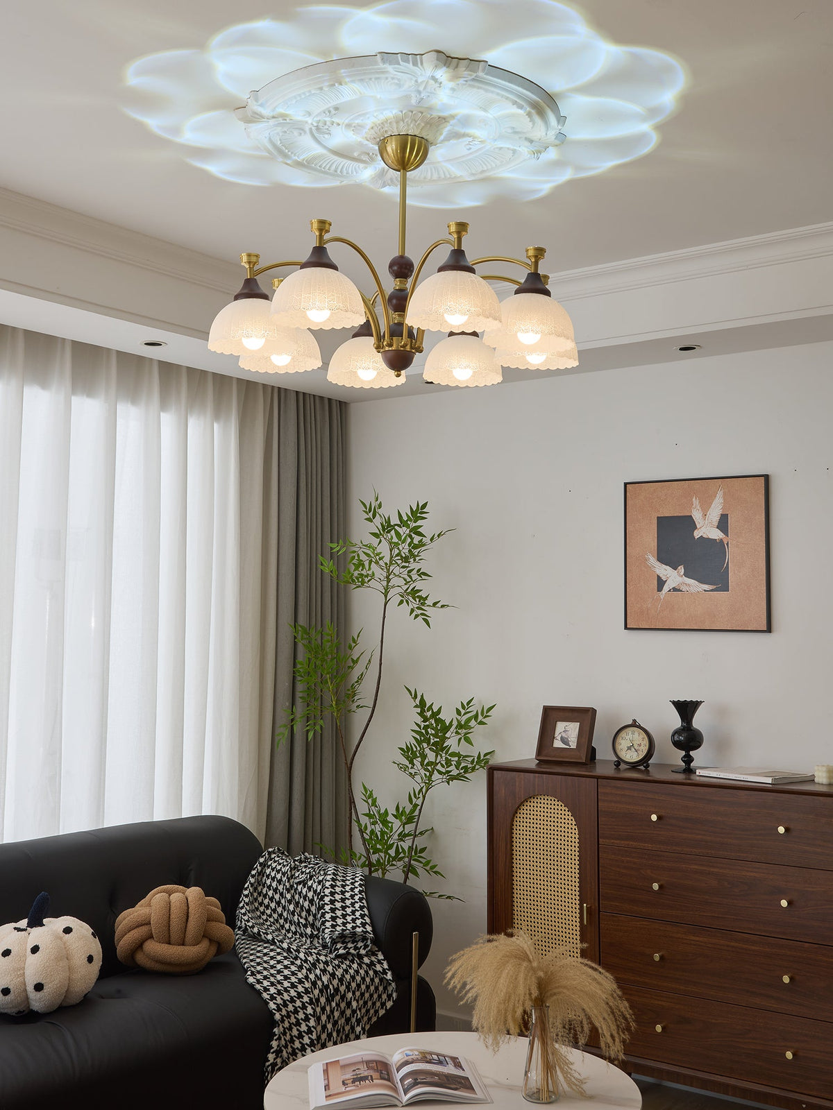 Florentia Modern Wood & Glass Chandelier for Dining Room and Foyer