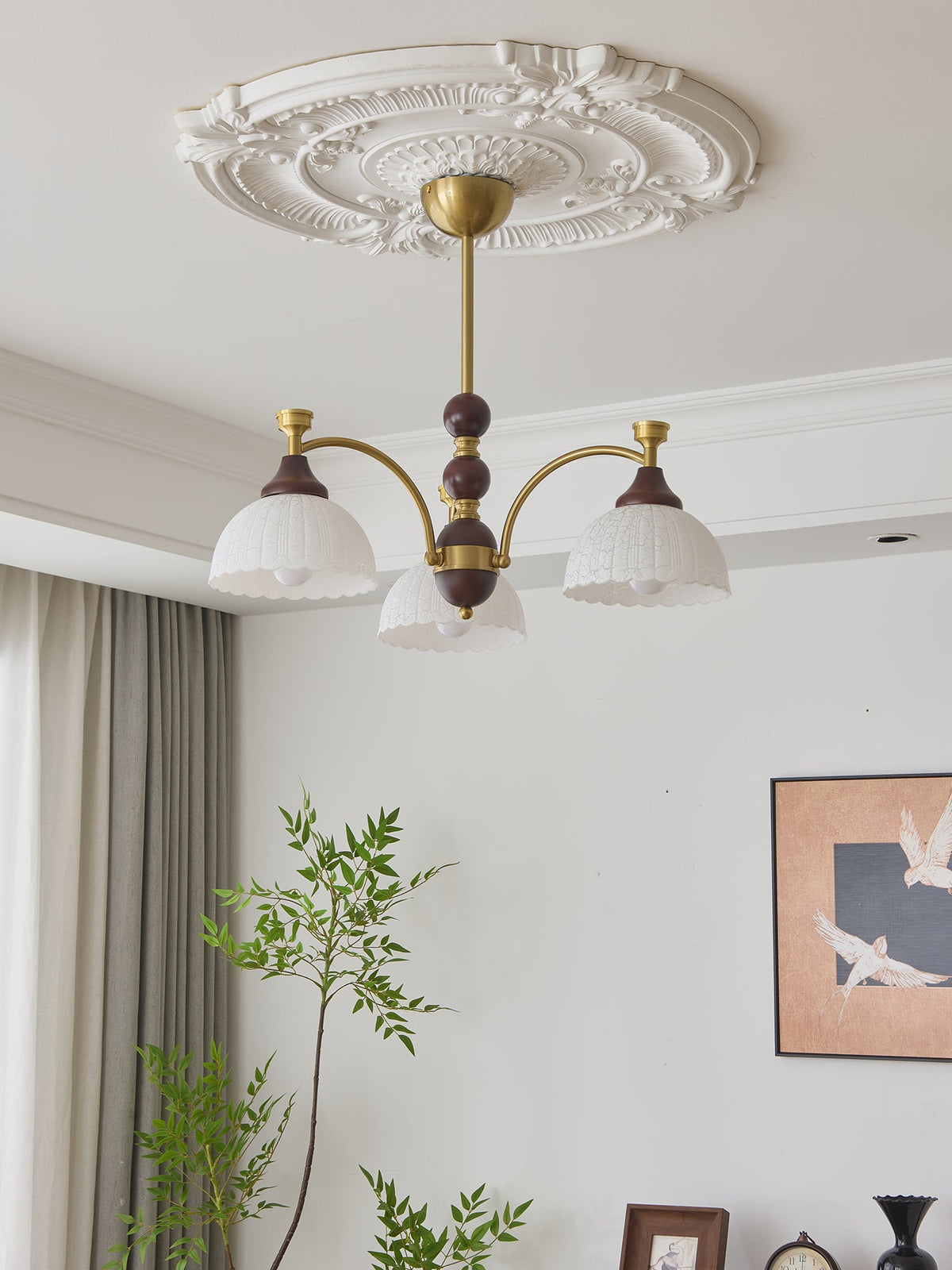 Florentia Modern Wood & Glass Chandelier for Dining Room and Foyer