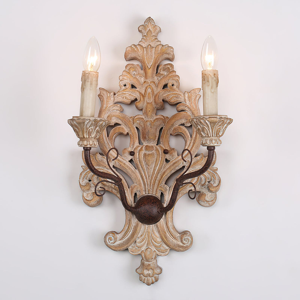florentine-wood-wall-lamp