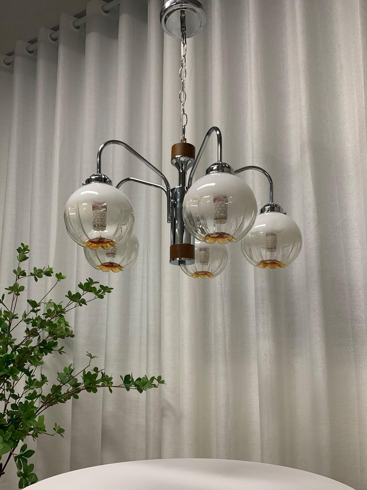 flower-bud-chandelier