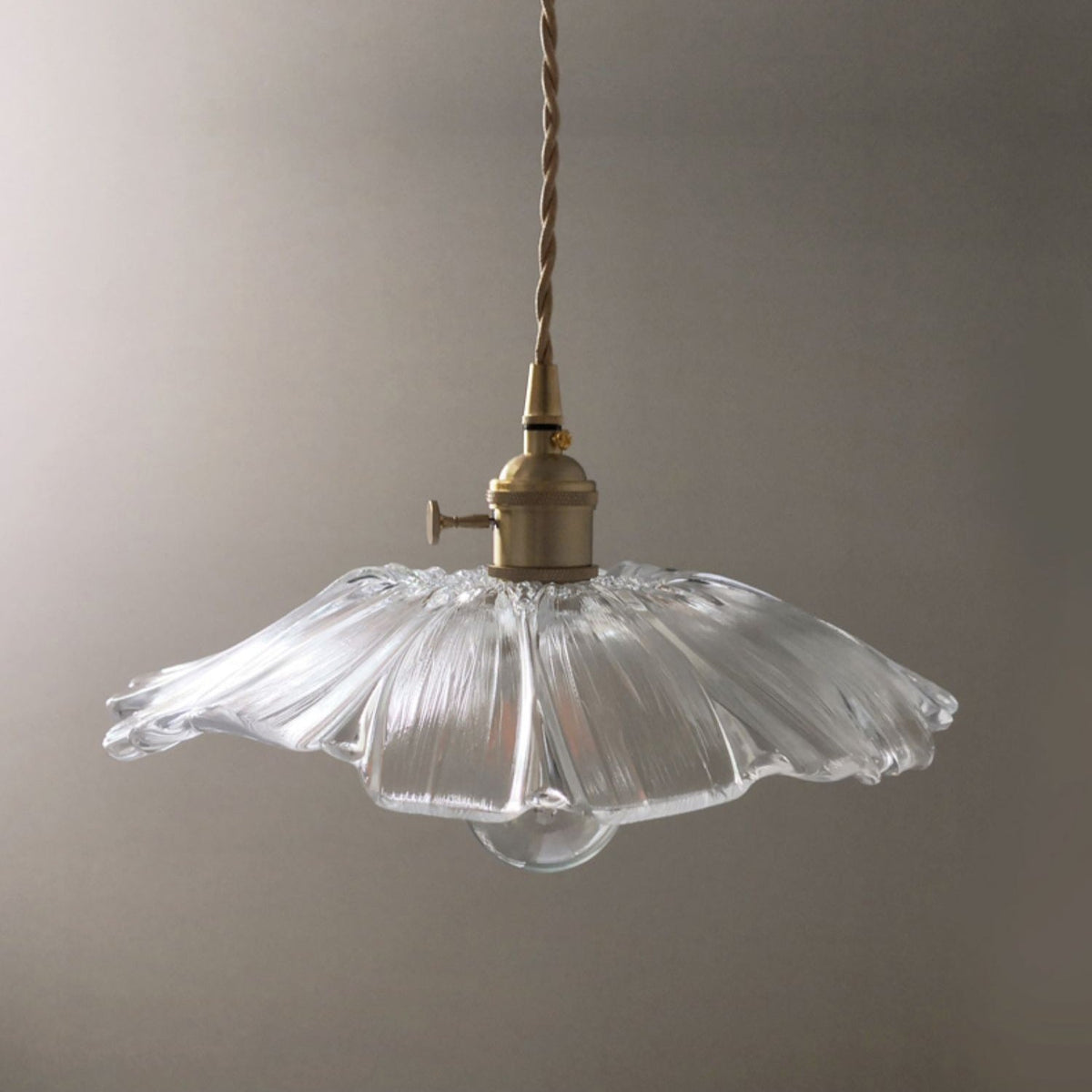 flower-glass-pendant-lamp