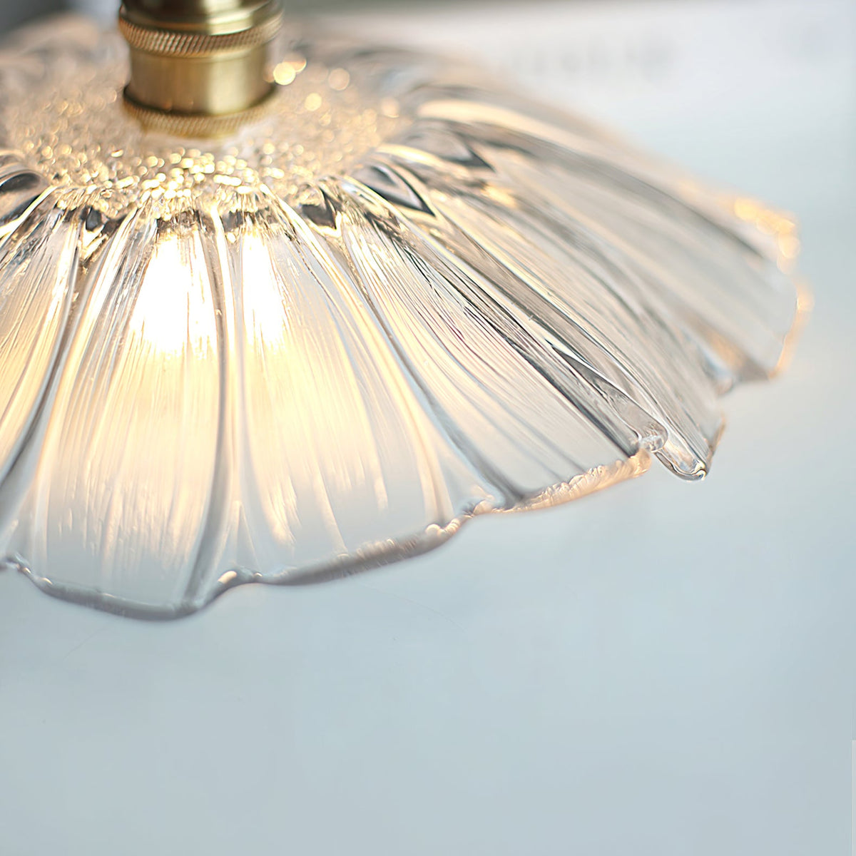 flower-glass-swag-lights