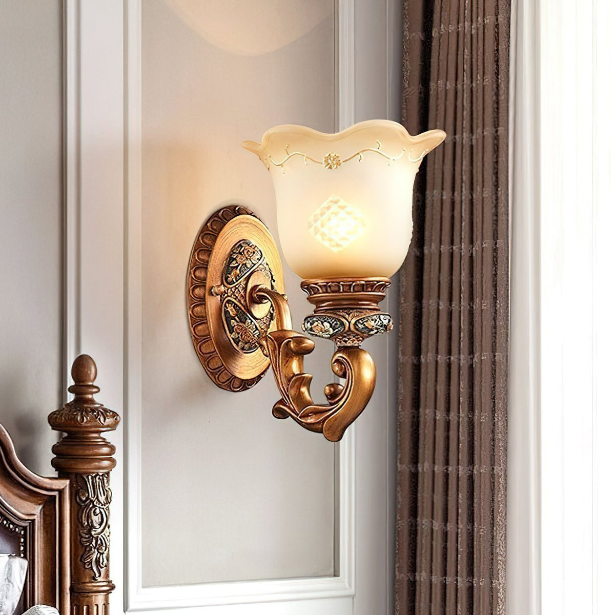 Flower Shaped Wall Light