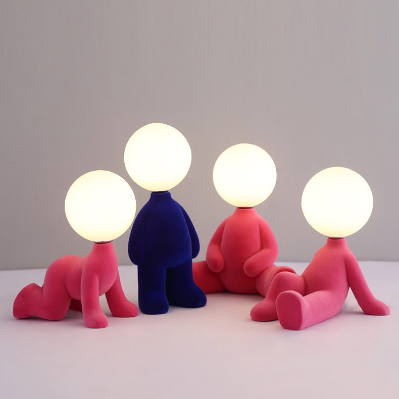 Fluffy Team Table Lamp