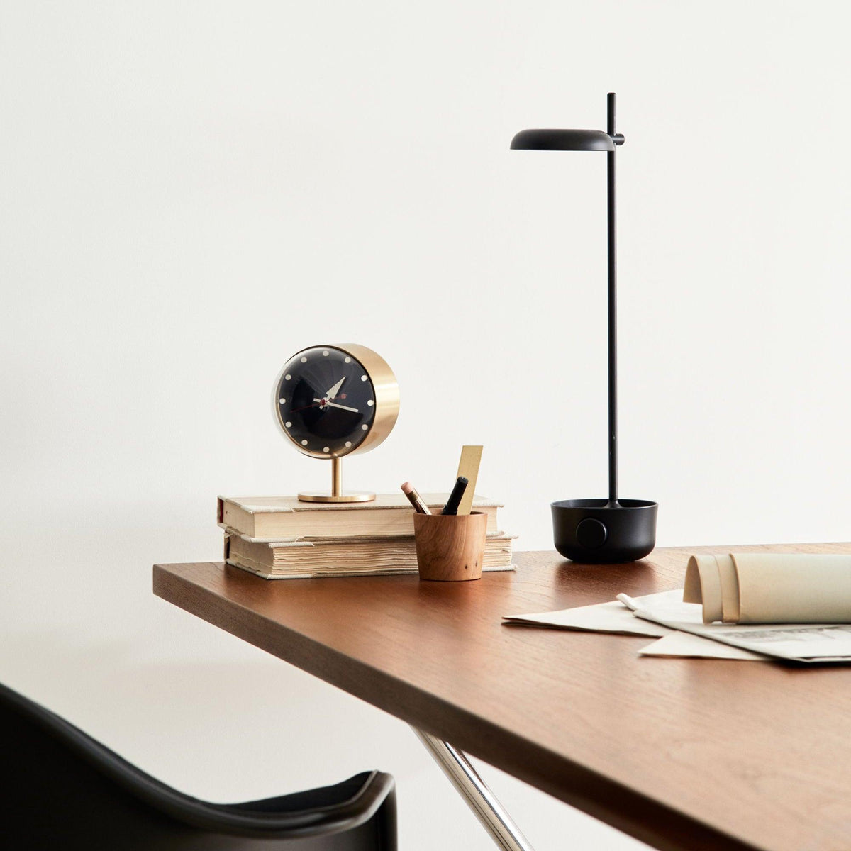 Focal Led Table Lamp