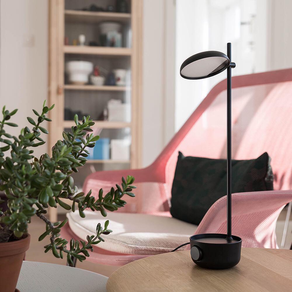 Focal Led Table Lamp