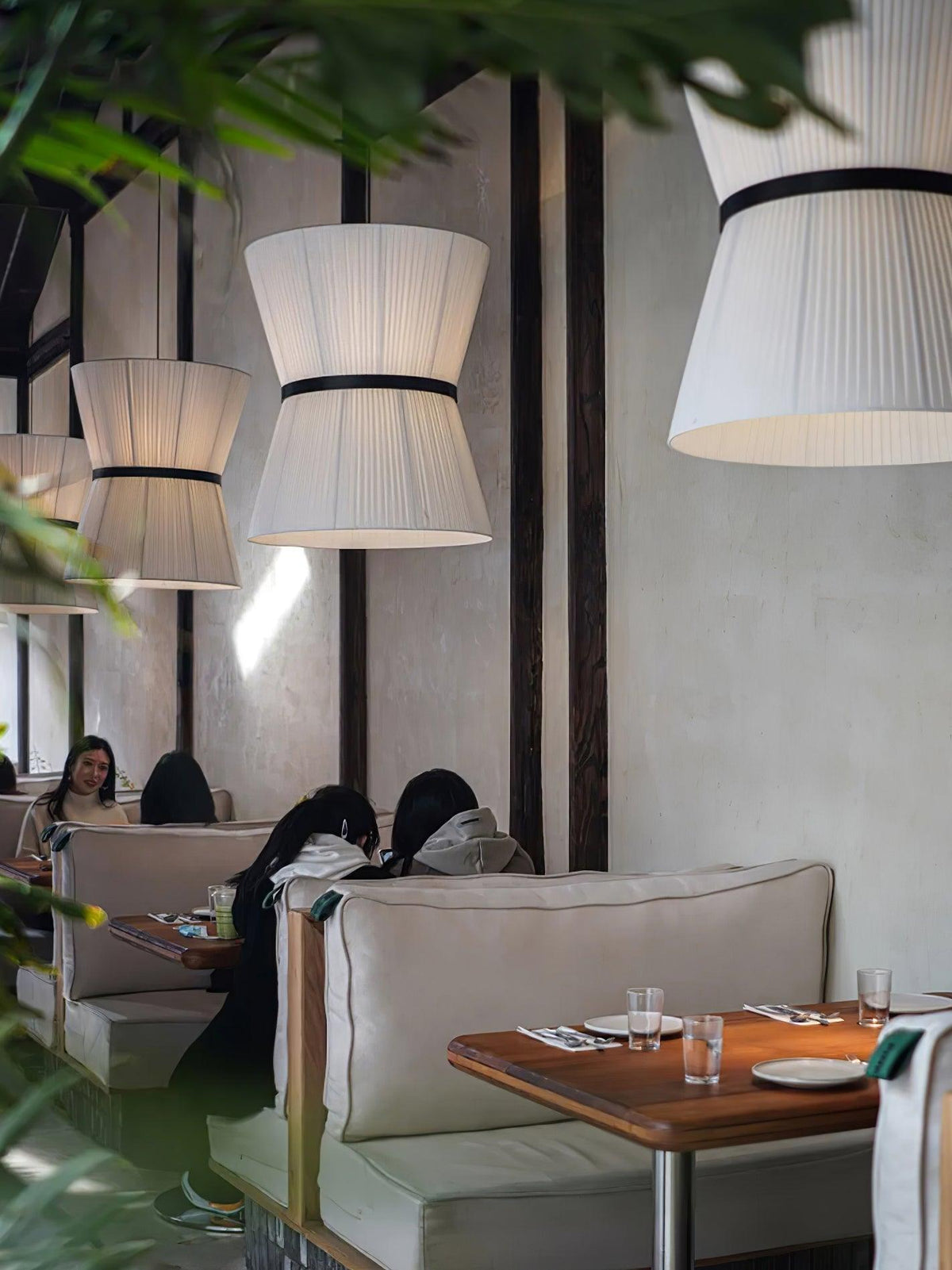 folie-pendant-light