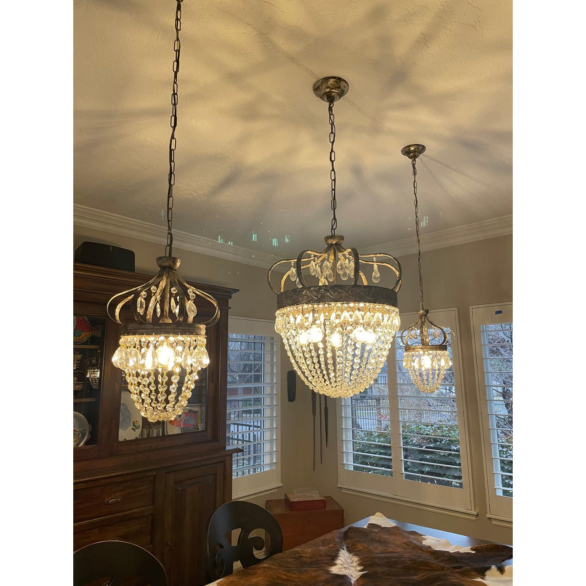 abella-tear-drop-chandelier
