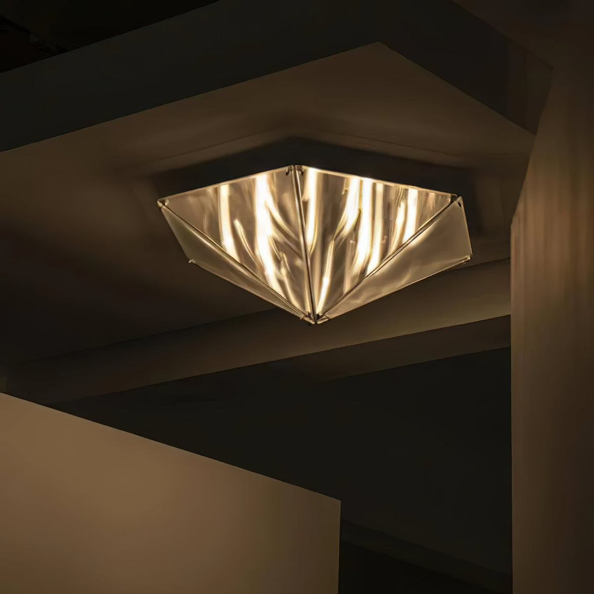 fragment-celing-lamp