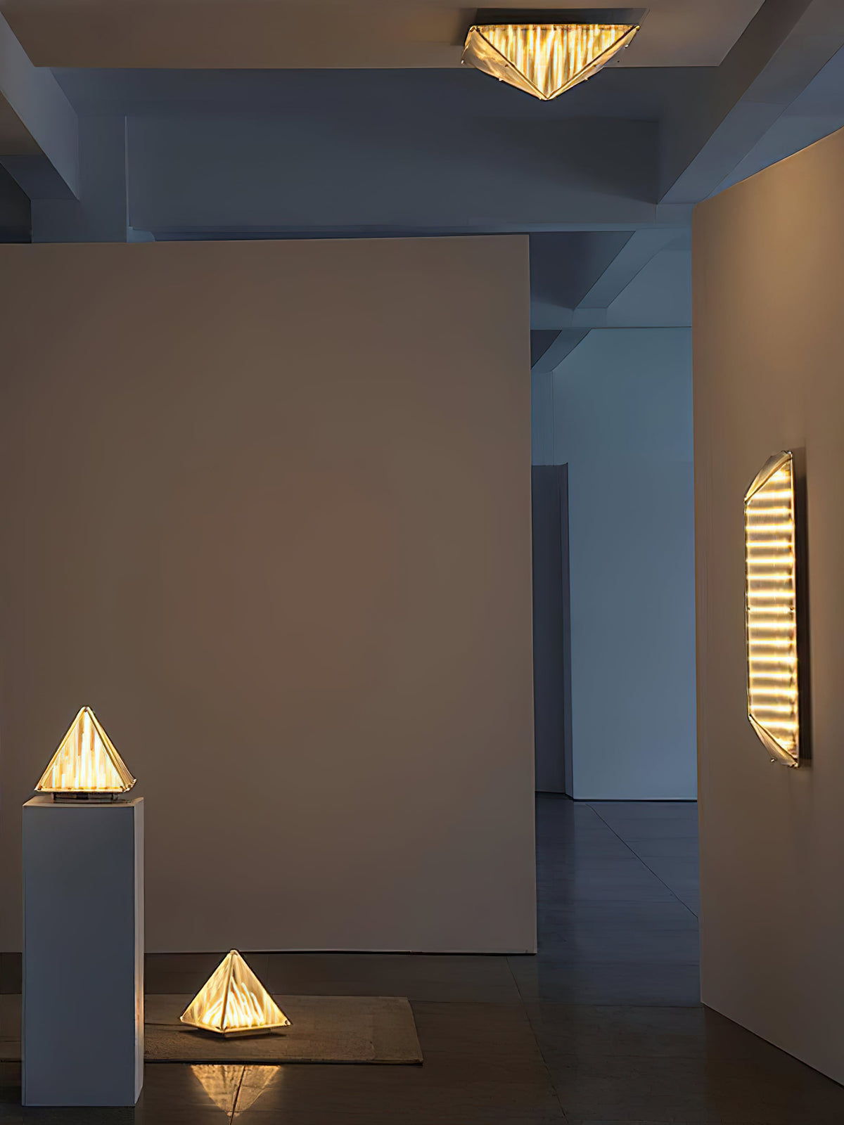 fragment-table-lamp