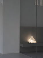fragment-table-lamp