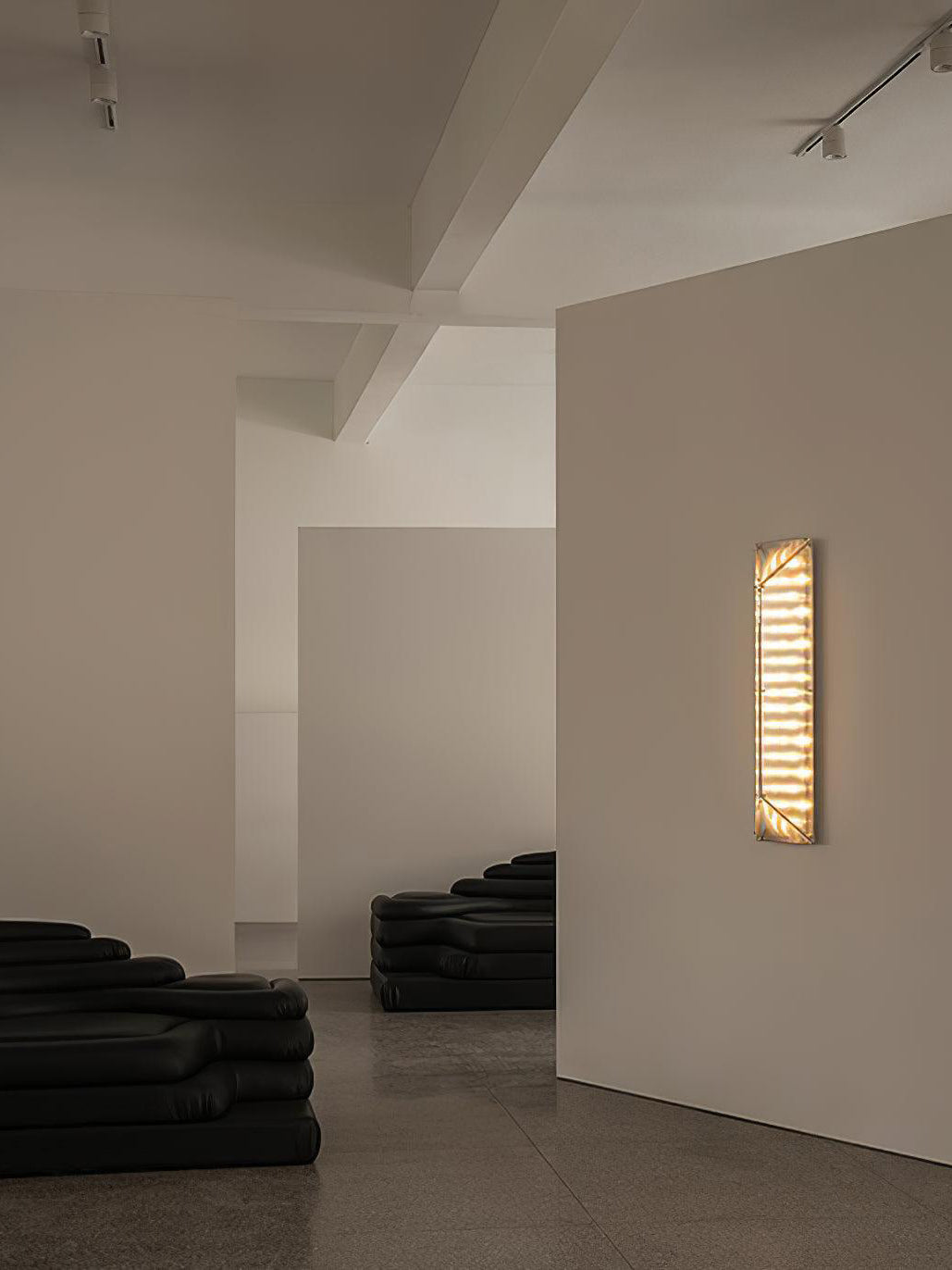 fragment-wall-lamp