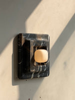 franklin-marble-wall-lamp