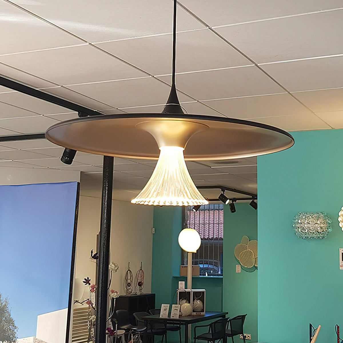 gui-ming-pendant-light