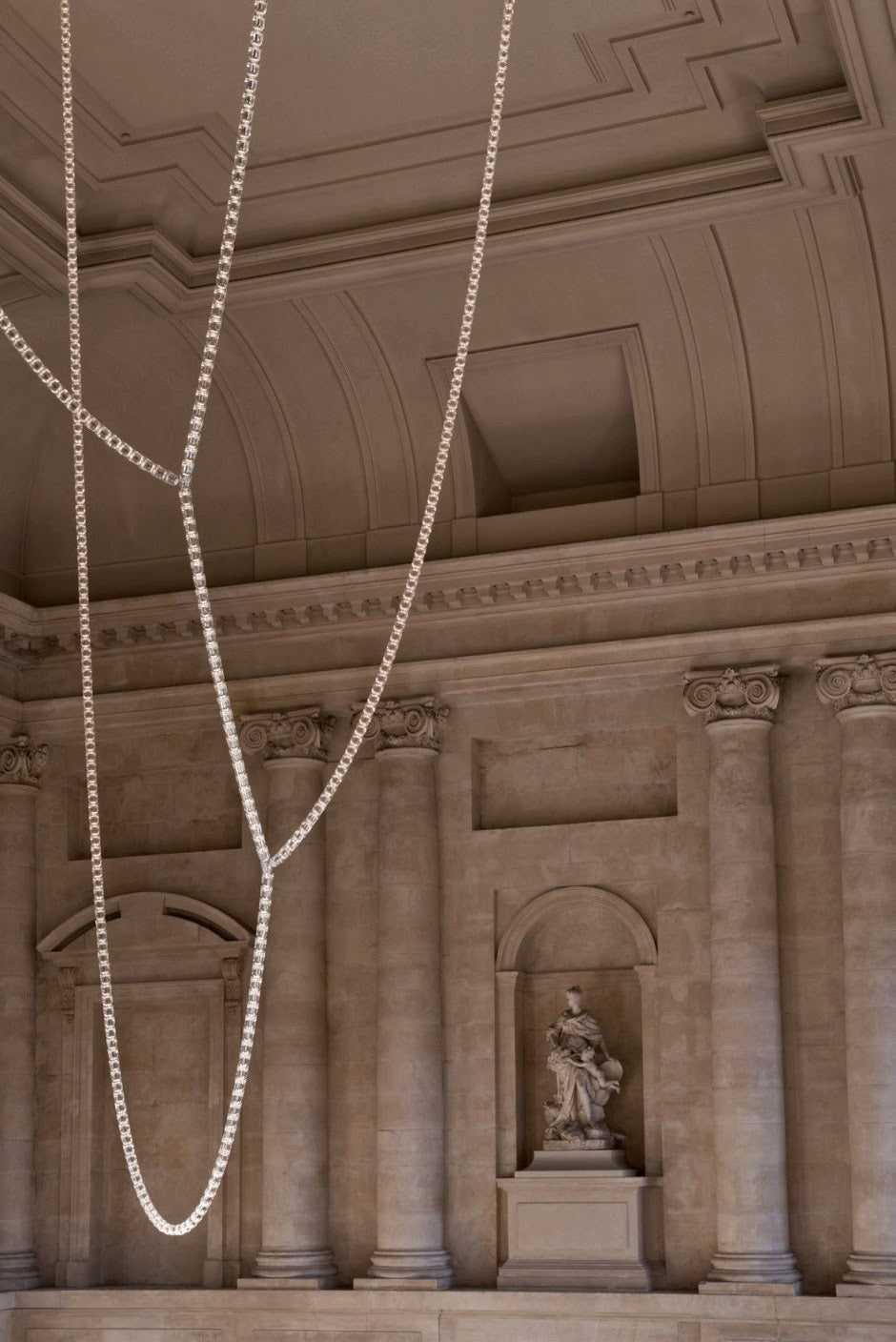 Gabriel Gold Crystal Chandelier – Sculptural LED Pendant for Modern Interiors