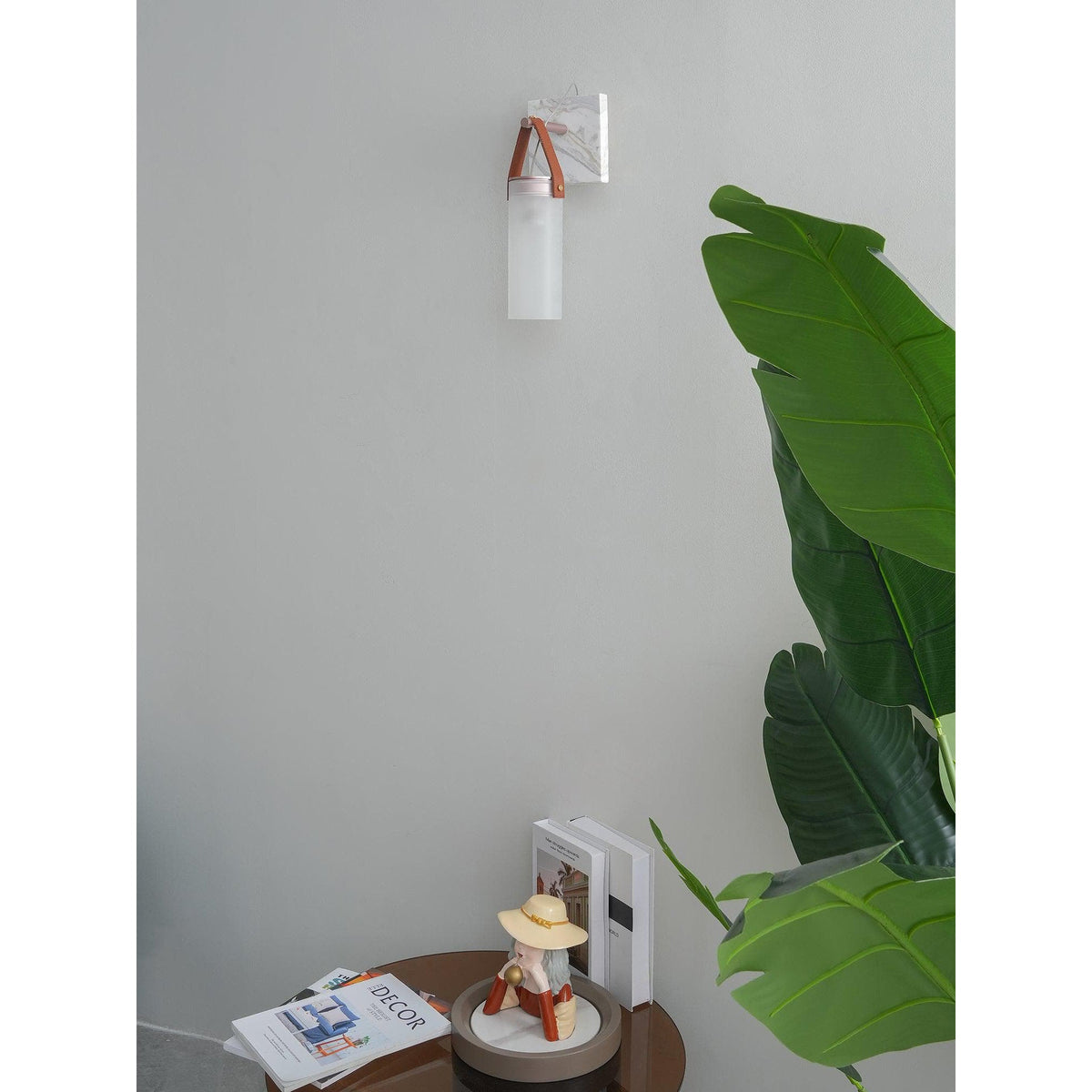 galerie-wall-lamp
