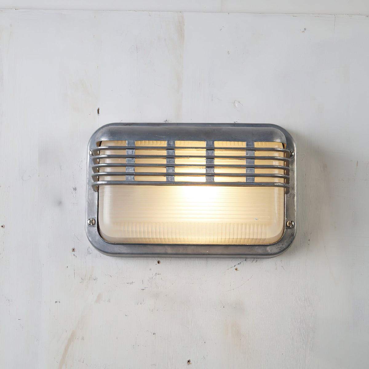 garden-trading-chatham-outdoor-sconce