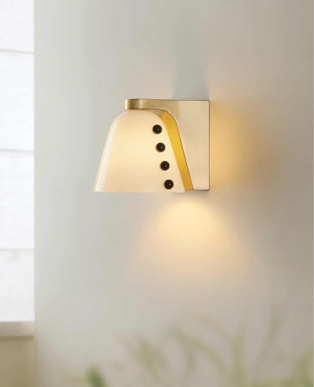 Gemma Glass Wall Sconce in Gold with Hand-Blown Art Glass Shade