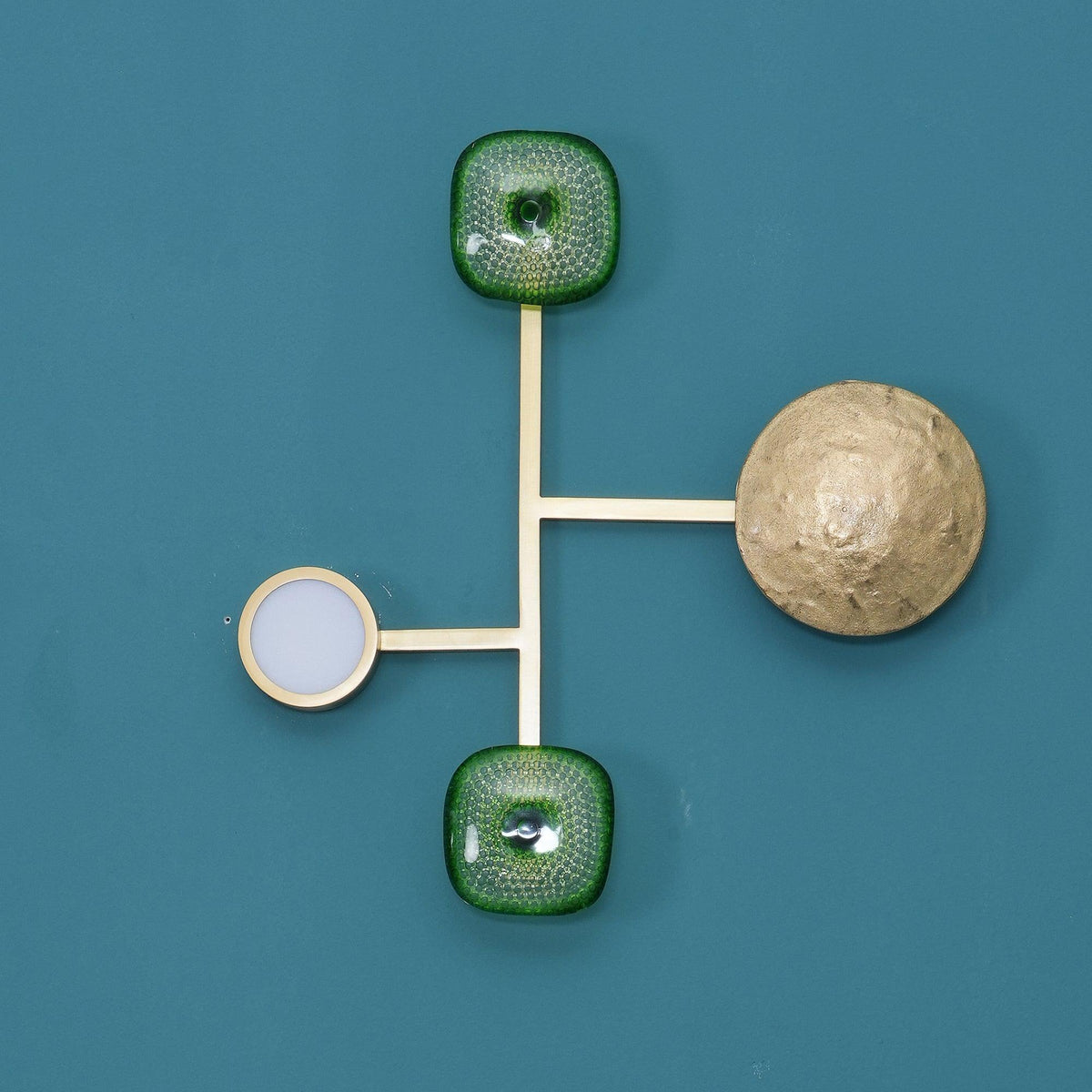 gemstone-wall-lamp