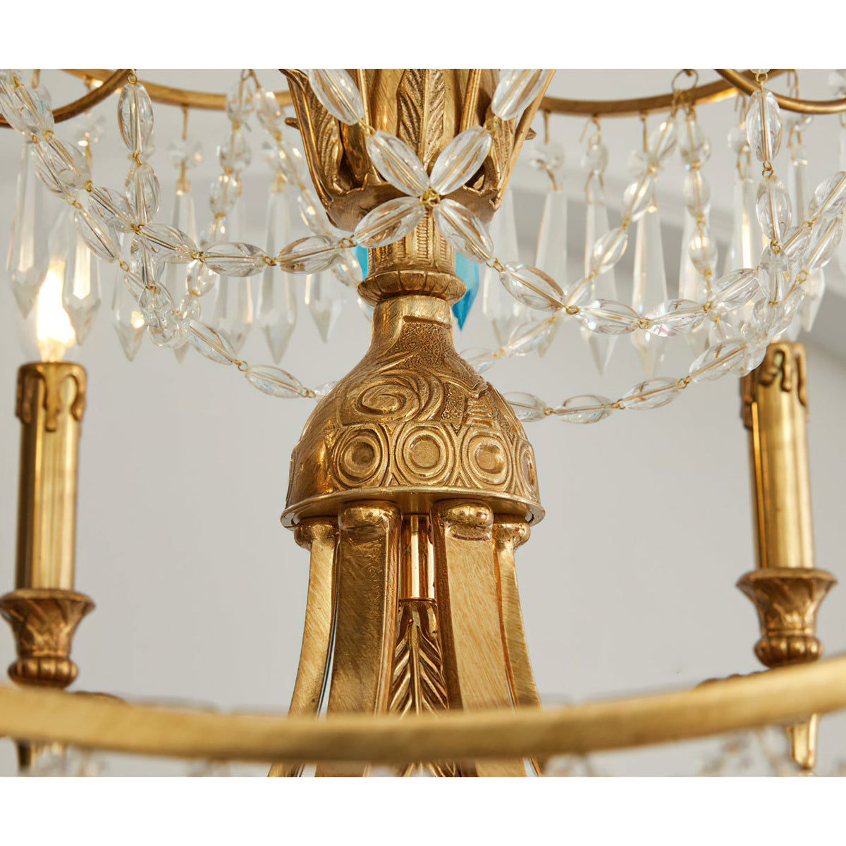 genovese-crystal-chandelier