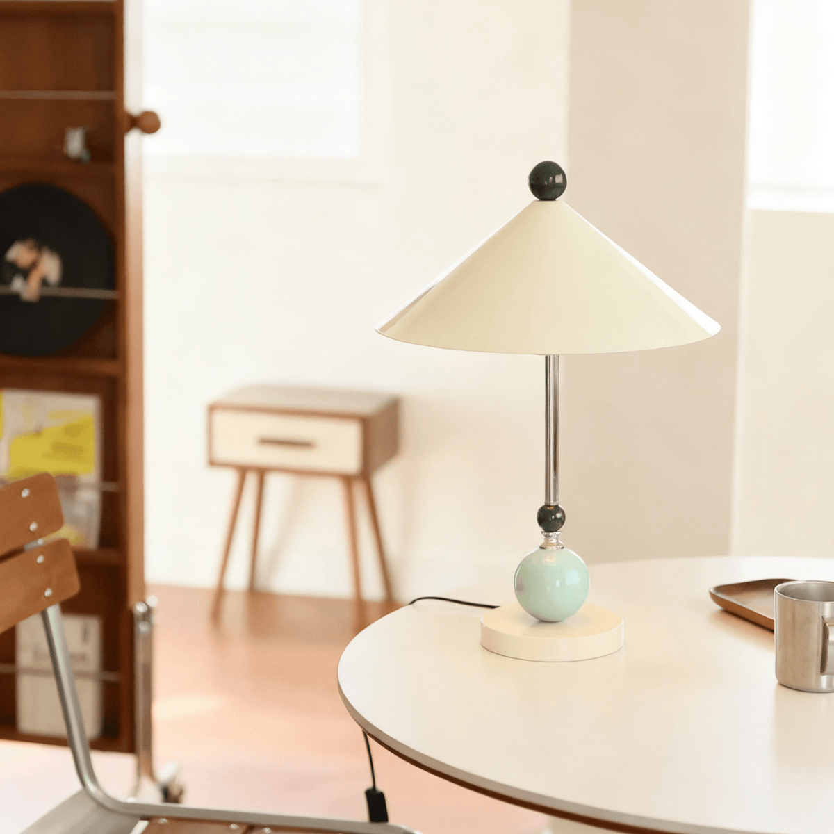 Geo Orb Table Lamp – Sculptural Geometric Design with Cream Shade