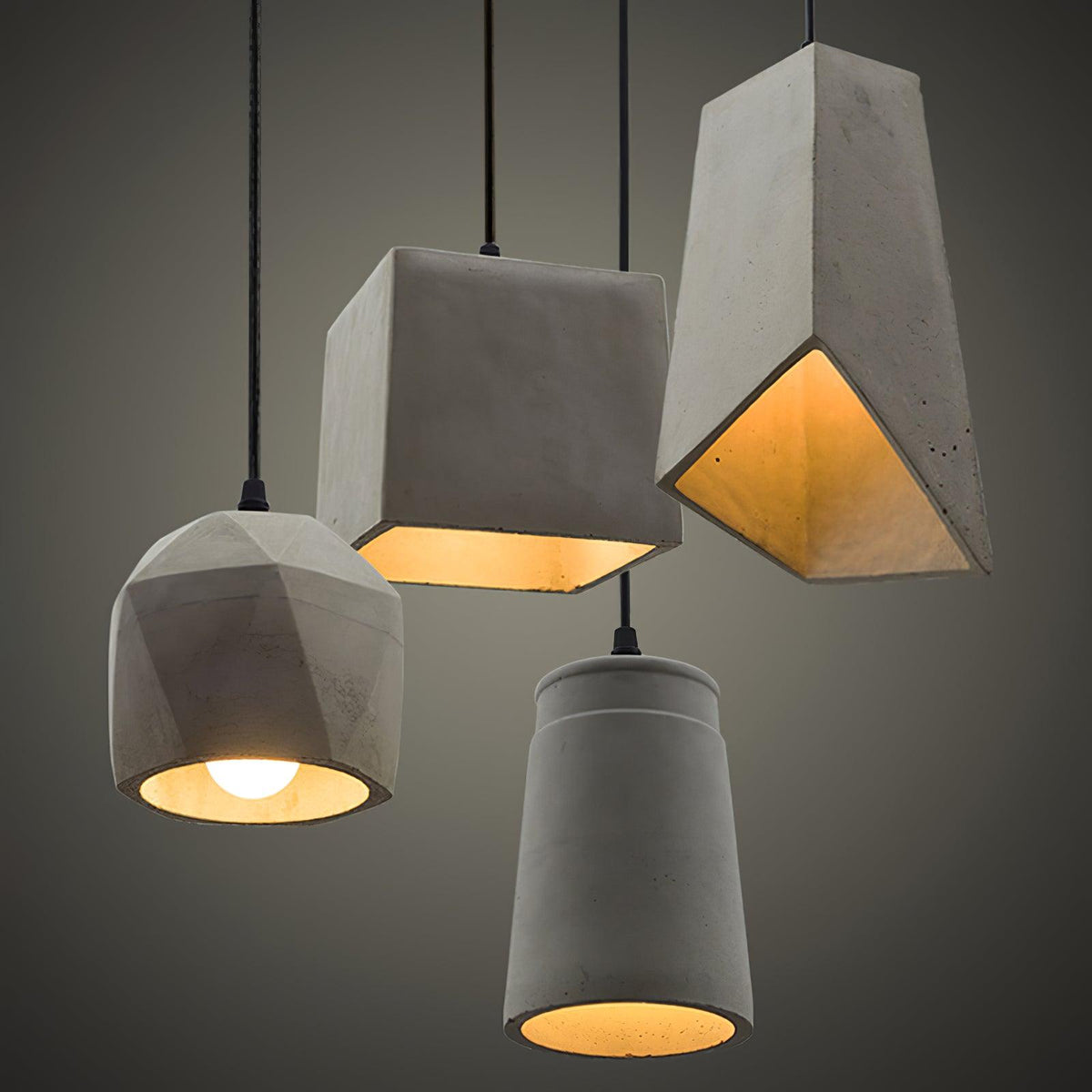 Georgia Faceted Concrete Pendant Light – Hand-Cast Brutalist Ceiling Lamp