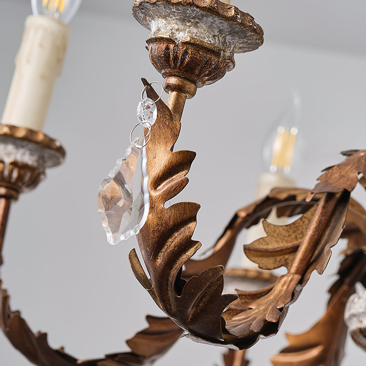 giltwood-wood-chandelier