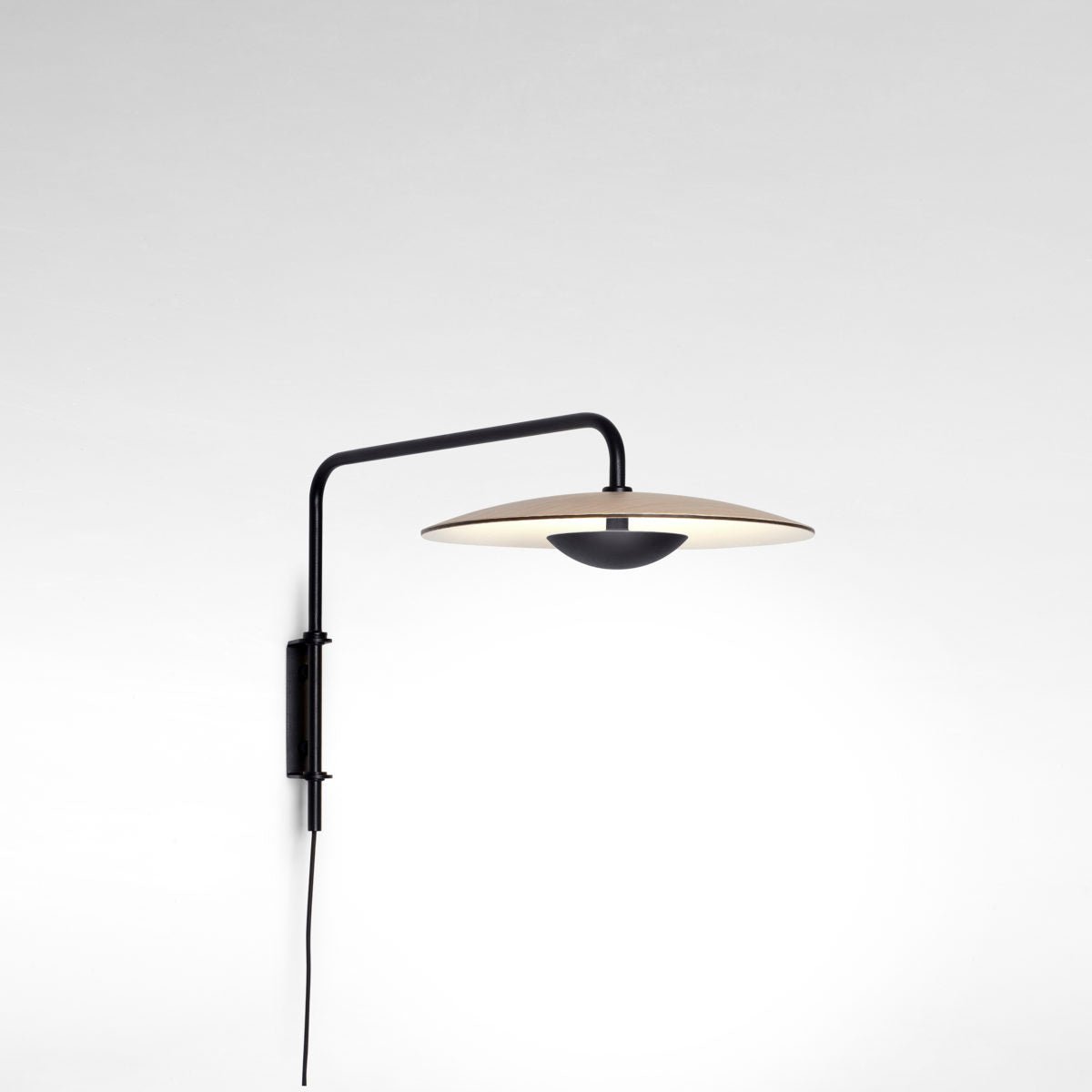 Ginger Plug-In Wall Sconce – Modern LED Wall Light for Bedroom & Living Room