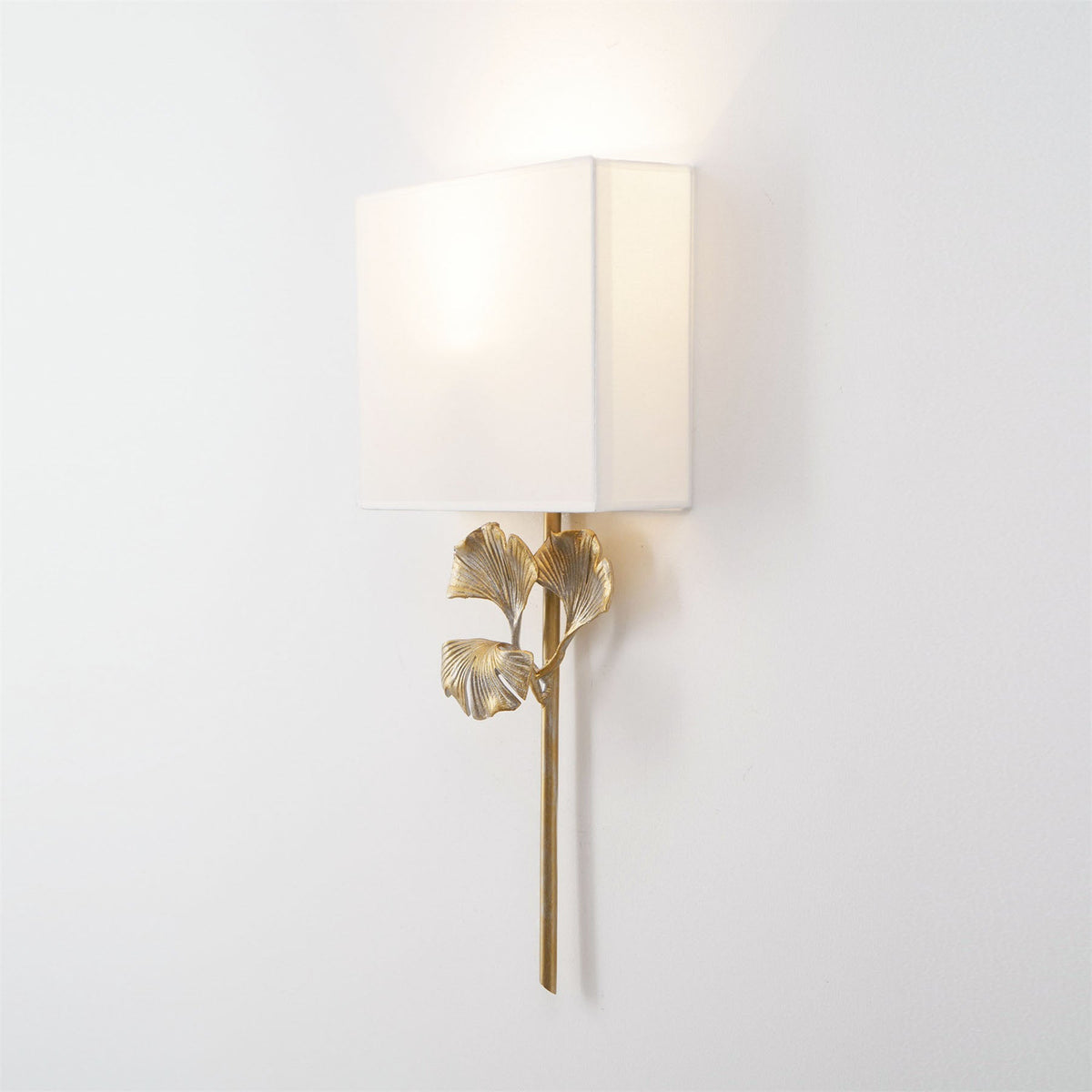 gingko-wall-lamp