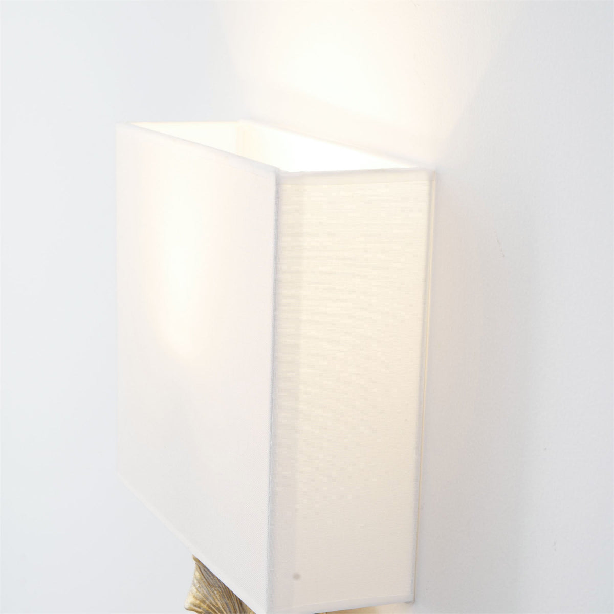 gingko-wall-lamp