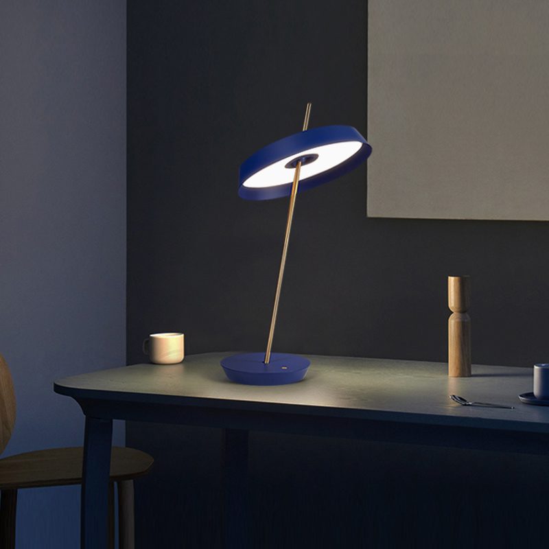Giro Table Lamp