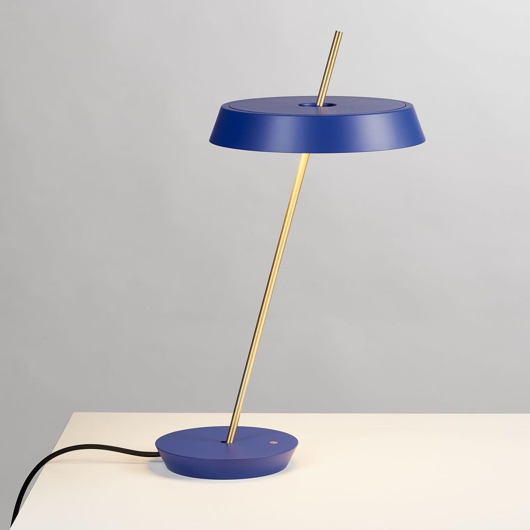 Giro Table Lamp