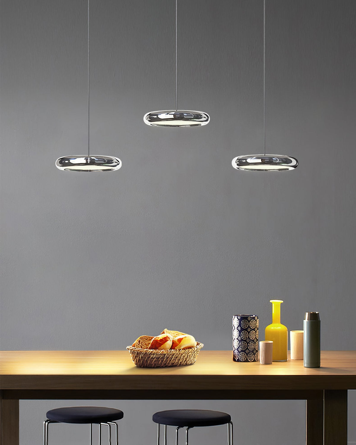 Giro Pendant Light